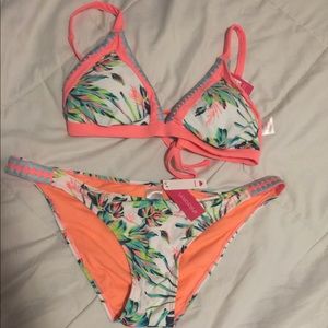 XHILARATION TWO PIECE BATHING SUIT NWT